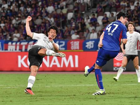 神戸　劇的ドロー首位肉薄勝ち点１差　後半ロスタイム１４分で山口ボレー弾　「未月のために！！」一丸