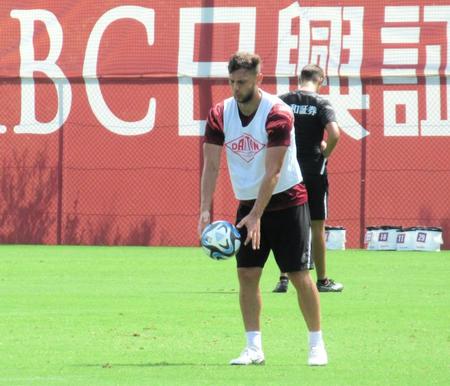 神戸新加入ベーチェイ、キャプ翼ファン「母親からは『漫画を見てたから日本を選択した』と言われ…」