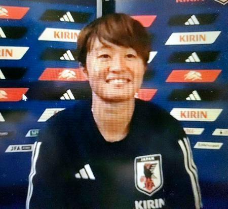 　オンラインで取材に応じるサッカー女子日本代表の宮沢ひなた