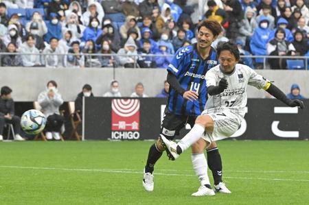 【写真】試合後は胴上げ！お疲れさん！