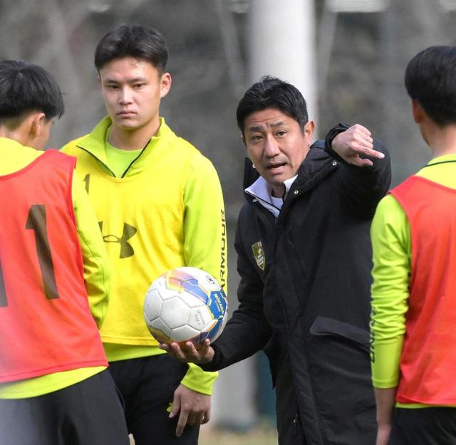 2大会ぶり優勝へ青森山田が最終調整 監督で選手権初V目指す正木監督