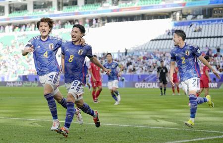 日本、４-２で白星発進　アジア杯、南野２ゴール