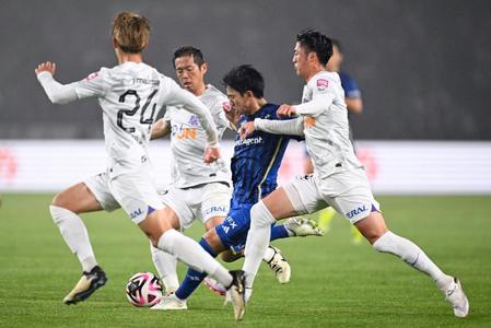 首位・町田の快進撃止めた！広島が示したＪ１の意地　大橋「（強い）気持ちを持って」