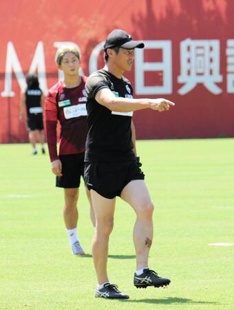 神戸・吉田監督　ＤＦ酒井、ＦＷ宮代ら故障で過密日程も「この人数でやるしかない」直近３戦２勝１分で好調は維持