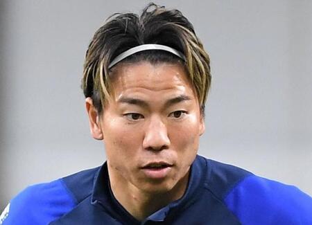 マジョルカ入団のサッカー日本代表・浅野拓磨に久保建英「必要なことがあったら言って」