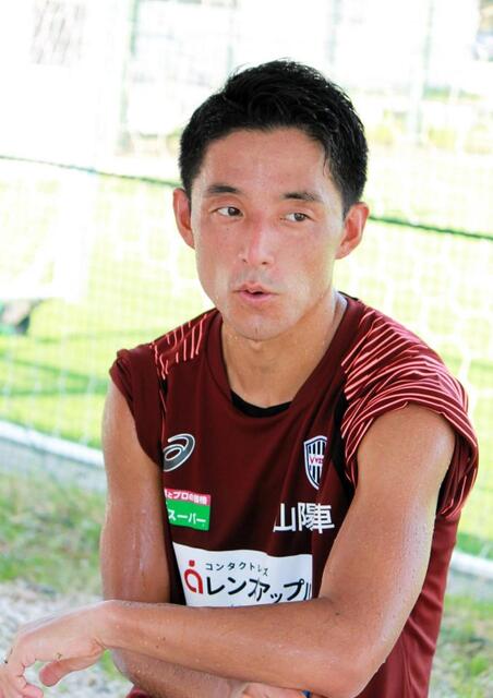 神戸 新加入の森岡亮太が練習合流「優勝争いできるというのは