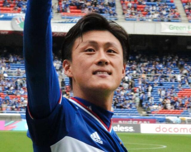 サッカー元日本代表 退団理由はイジメ