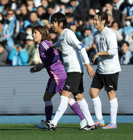 中村憲剛氏　引退試合で吉田沙保里さんに食らったタックルに「気がついたら倒れていた」「これか、世界を制したのは」