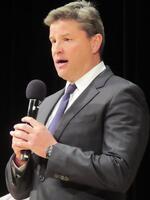 　２０２５年シーズンに向けて、決意を語った柏のリカルド・ロドリゲス新監督