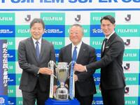 　大会アンバサダーを務める槙野智章氏（右）ら