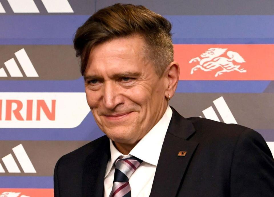 　女子日本代表のニルス・ニールセン監督