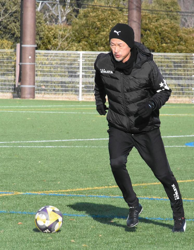 　ＪＦＬアトレチコ鈴鹿のキャンプ初日に参加した三浦