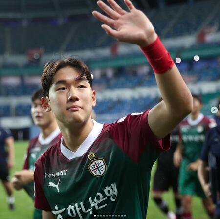 　ユン・ドヨン選手公式インスタグラム＠ｙｕｎｄｏｙｏｕｎｇより