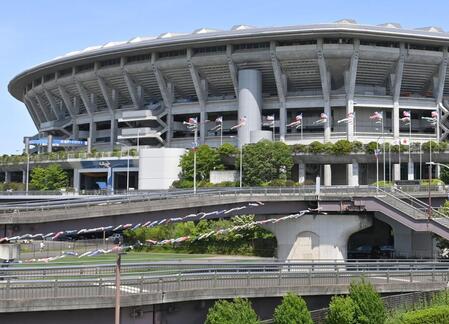 Ｊ１首位湘南、クラブ記録更新の開幕４連勝逃すもＵ－２０日本代表１９歳石井の同点弾でドロー　横浜Ｍは開幕４戦未勝利