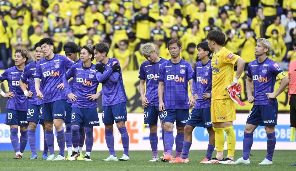 　柏と引き分けた広島イレブン