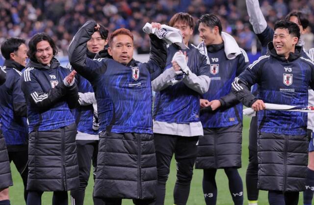 最年長・長友がお決まりセリフで絶叫締め「ブラボー！」スタジアム爆笑
