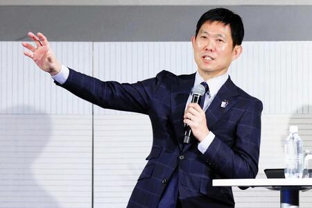 森保監督　悲願のＷ杯優勝へ熱弁「さらに上の突き抜けた力をつけてほしい」“サッカー界の大谷”出て来い！