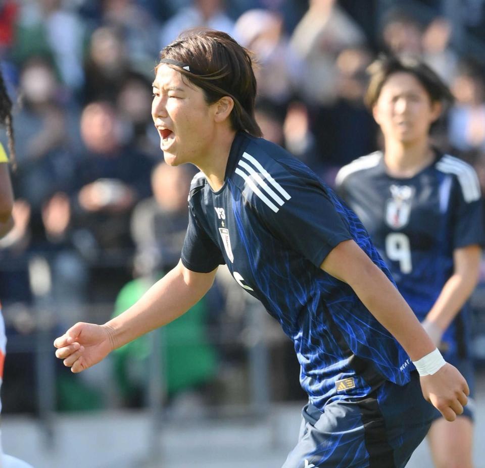 　後半、同点ＰＫを決めた高橋はな（撮影・西田忠信）