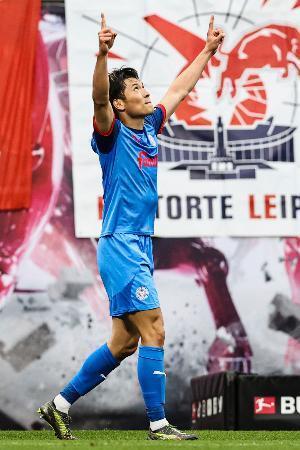 　ライプチヒ戦でゴールを決め喜ぶキールの町野＝ライプチヒ（共同）