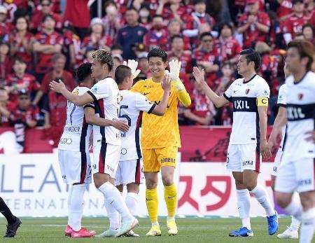 Ｊ１鹿島、３連勝で首位浮上　柏２位、京都は敗れ３位に