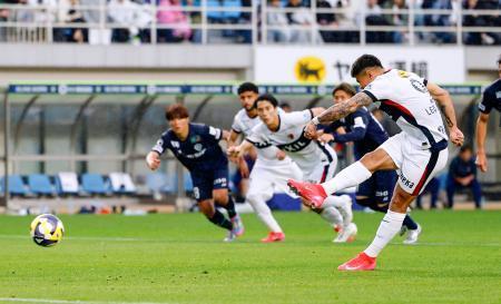 Ｊ１、首位鹿島が５連勝　柏は２位に浮上