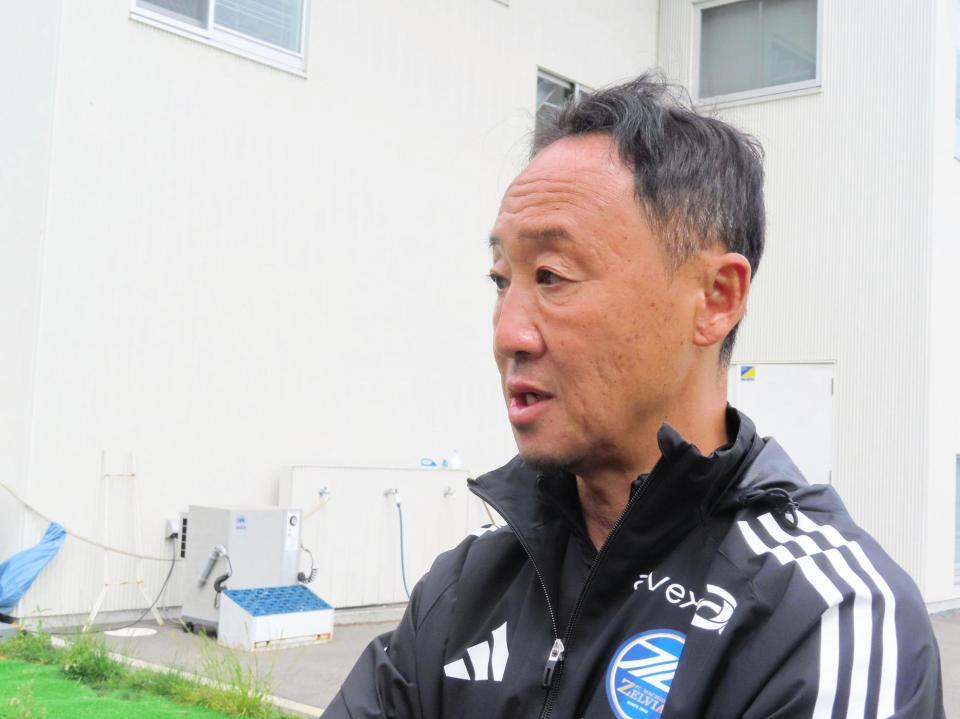 　前節のショッキングな敗戦から切り替えを強調した町田の黒田剛監督