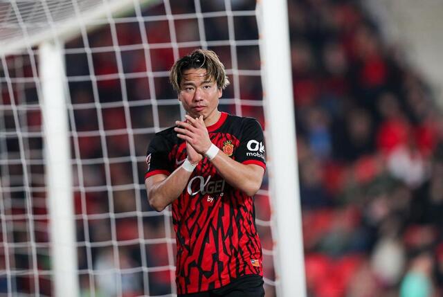 浅野拓磨のマジョルカ クラシコでバルサを全力応援「チームはみんな