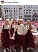 　谷川萌々子インスタグラム（ｍｏｍｏｋｏ．ｔａｎｉｋａｗａ）より