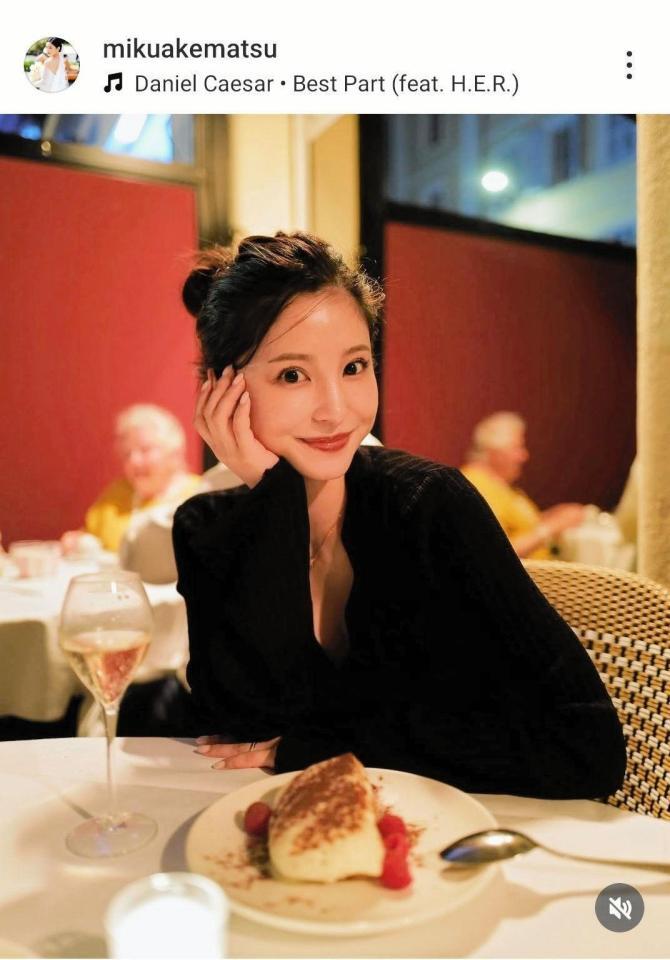 　明松美玖のインスタグラム（＠ｍｉｋｕａｋｅｍａｔｓｕ）から