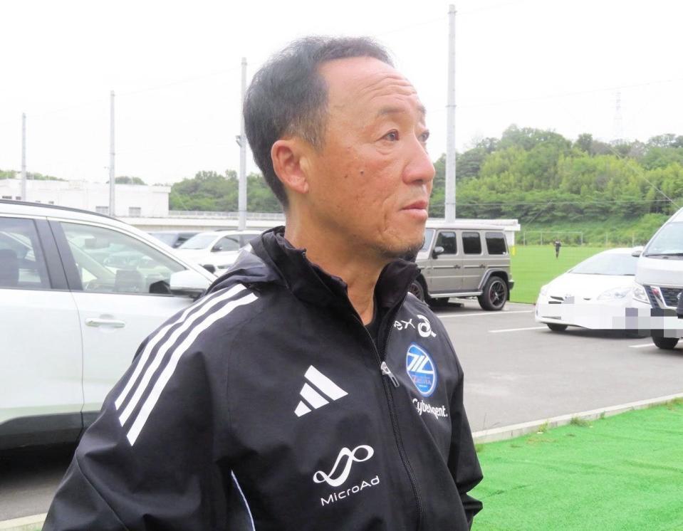 　５５歳を迎えた後、初めて取材に応じた町田・黒田剛監督