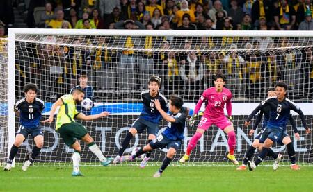 　後半、オーストラリアに決勝ゴールを決められる日本