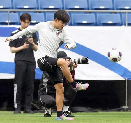 日本代表・久保建英「勝って終われたらベスト」背番１０に奮起　１０日インドネシア戦