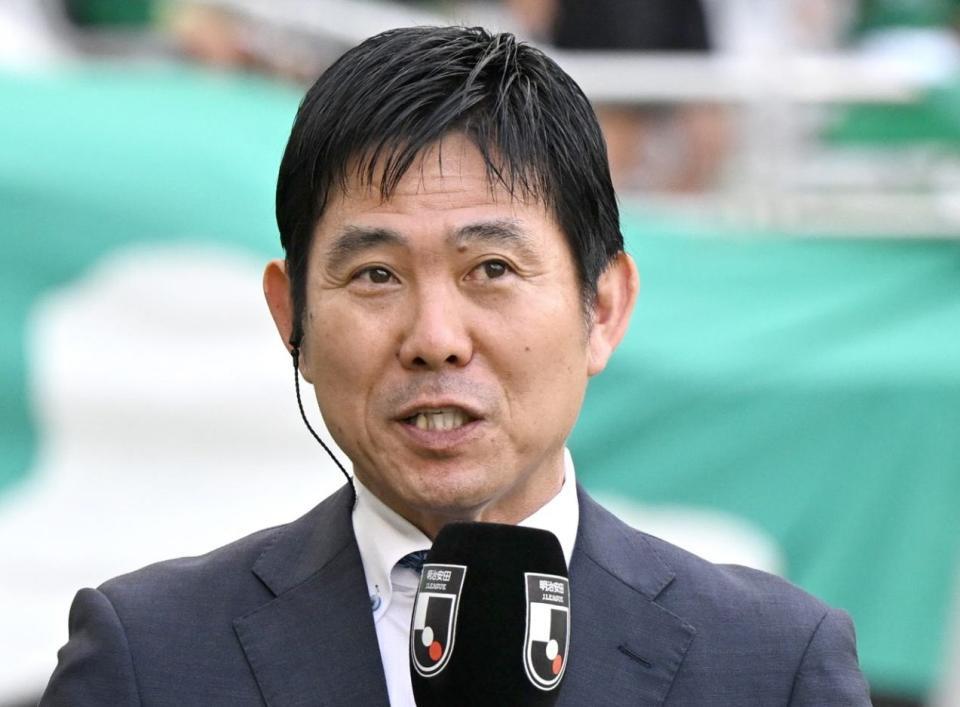　試合前、番組収録でインタビューに答える日本代表・森保監督