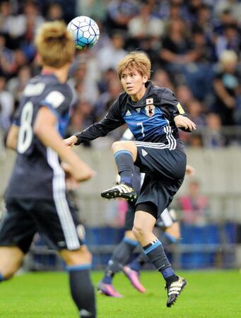 【写真】妻は女子アナ　イケメン元Ｊリーガーが愛車投稿　現在は鵜飼