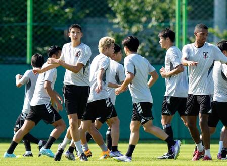 日本代表・１８歳ＦＷ佐藤　最年少得点狙う「爪痕だけではなく、結果を」　次戦中国戦、攻撃的ＭＦでの先発起用見込みも