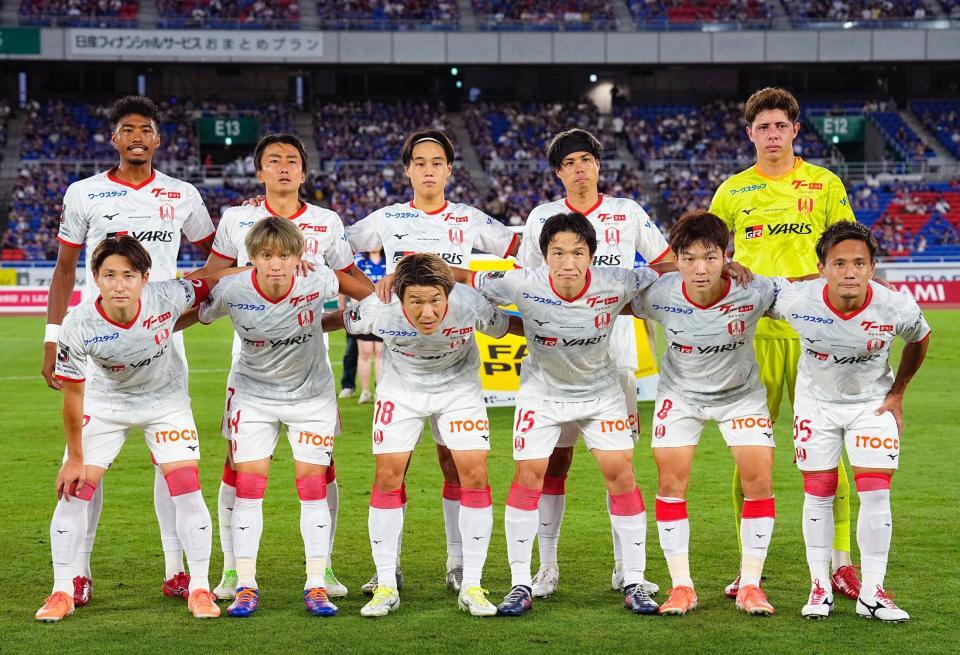 　横浜Ｍ戦に臨む名古屋イレブン