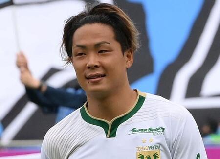東京Vに激震 今季リーグ戦全試合出場の主力がJ2長崎に完全移籍「マジで言ってんの」「言葉が出ない」