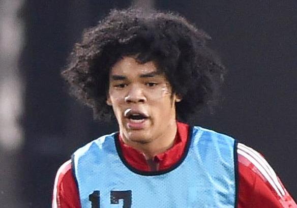 　チェイス・アンリ