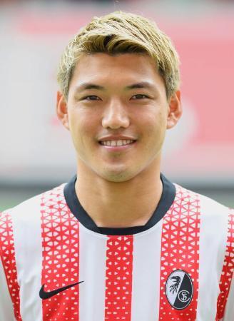 堂安、Ｅフランクフルトへ　サッカー日本代表ＭＦ
