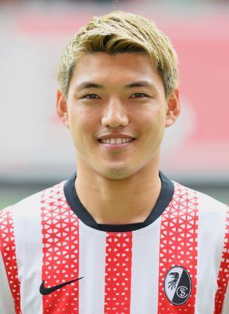 堂安律、Eフランクフルトへ サッカーのドイツ1部