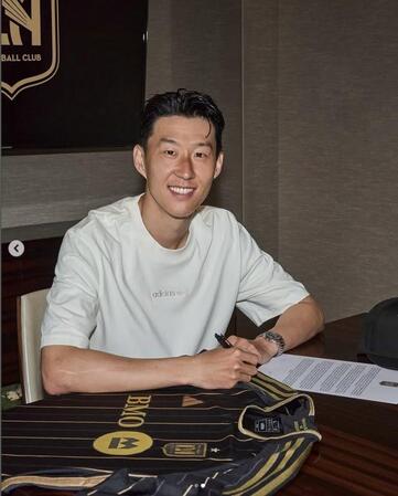 　ロサンゼルスＦＣの公式インスタグラム＠ｌａｆｃより　孫興民がトットナムからＬＡＦＣへ移籍を発表