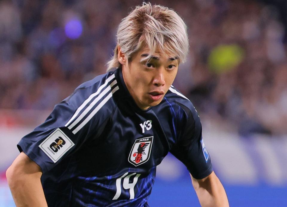 伊東純也　ユニフォーム　ゲンク　M L 日本代表　サッカー サッカー 日本代表MF伊東純也が3年ぶりゲンク復帰 移籍金5億