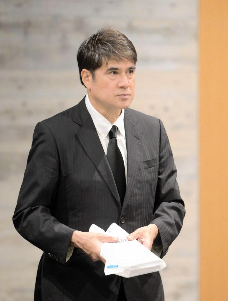 　釜本邦茂氏の通夜に弔問に訪れた永島昭浩氏