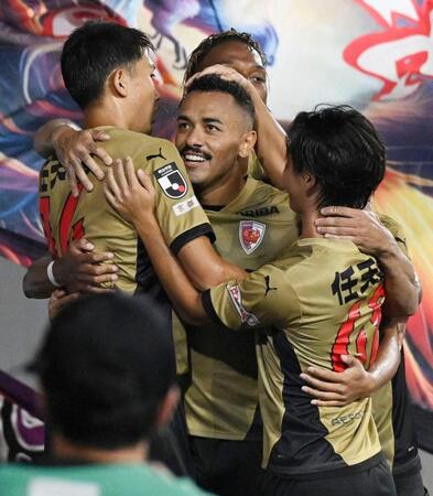 Ｊ１が異常事態　首位から６位までわずか２差の大混戦