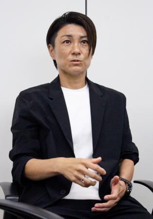 　ロールモデルコーチに就任し取材に応じる、サッカー女子元日本代表の近賀ゆかりさん＝２０日、東京都文京区