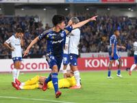 　後半、勝ち越しゴールを決めた町田・林幸多郎（撮影・伊藤笙子）