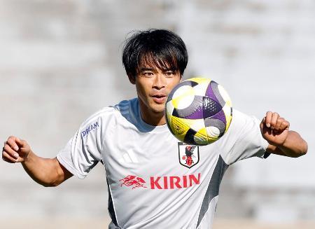 　メキシコ戦へ向け、調整する三笘＝オークランド近郊（共同）