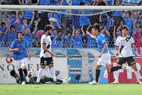 　後半１３分、横浜ＦＣの小倉に追加点を奪われた神戸