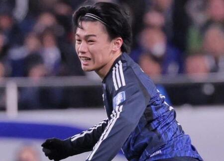 【写真】日本代表・上田綺世の美人モデル妻がハワイ満喫ショット「夫婦まるごと尊い！」