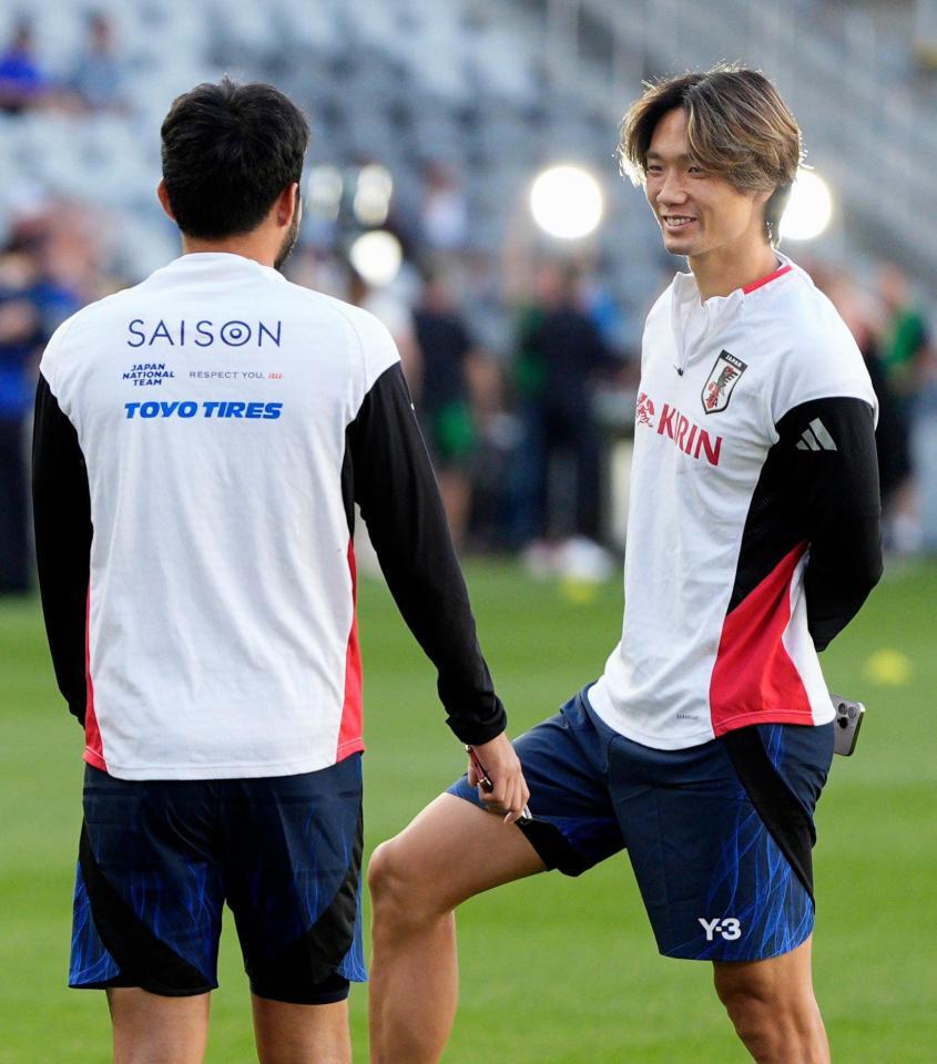 　米国戦に臨む板倉（右）ら（共同）